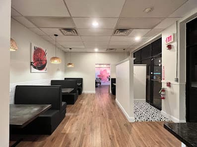 Maken Zi Ramen & Rice Bowls